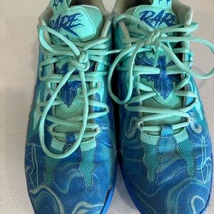 Puma men’s basketball shoes